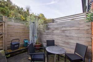 Photo 16- click for photo gallery